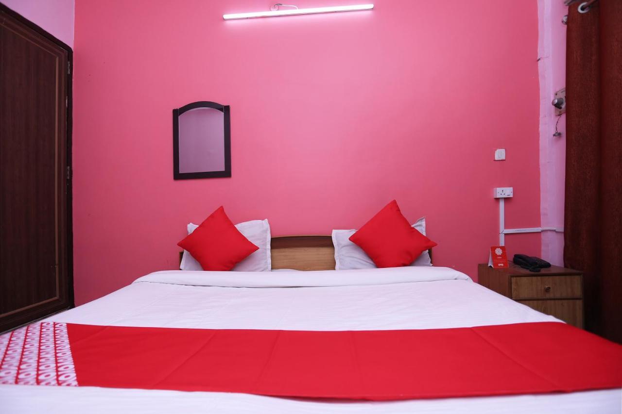 Oyo Hotel New Metro Near Phoenix United ラクナウ エクステリア 写真